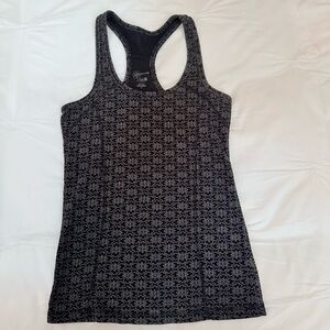 Old Navy Black Patterned Racerback Tank